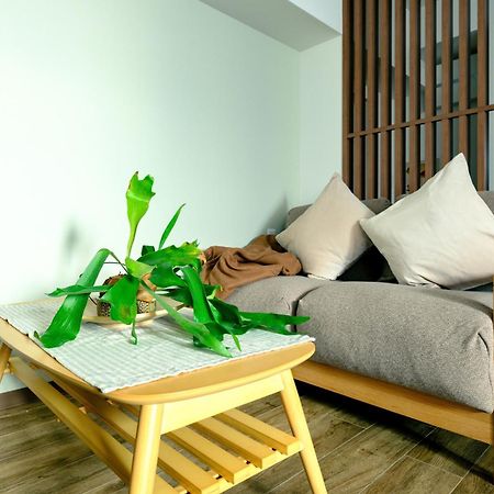 Home N Lounge Tokyo Exterior photo