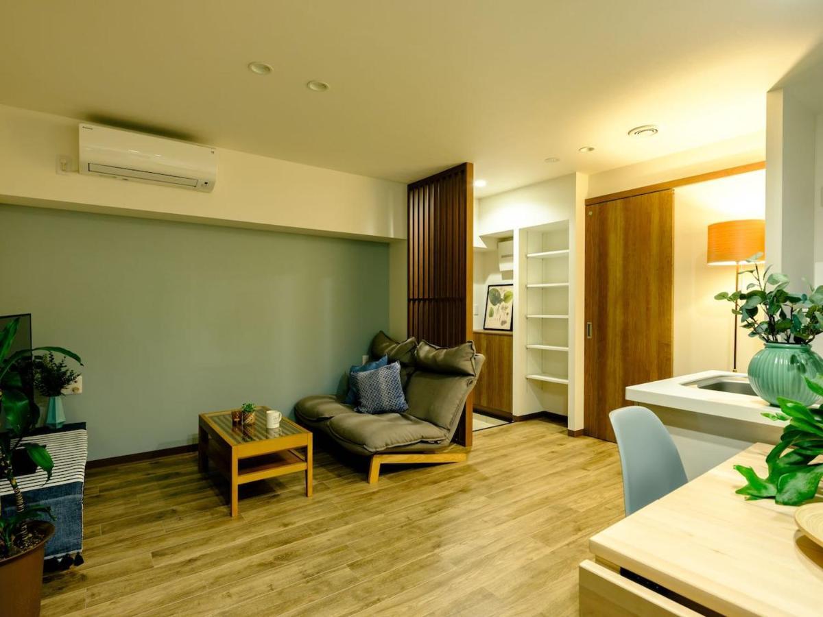 Home N Lounge Tokyo Exterior photo